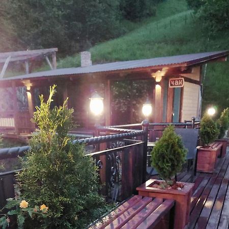 Коло Гір Hotel Alsókalocsa Kültér fotó