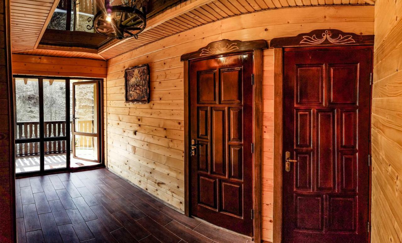 Коло Гір Hotel Alsókalocsa Kültér fotó